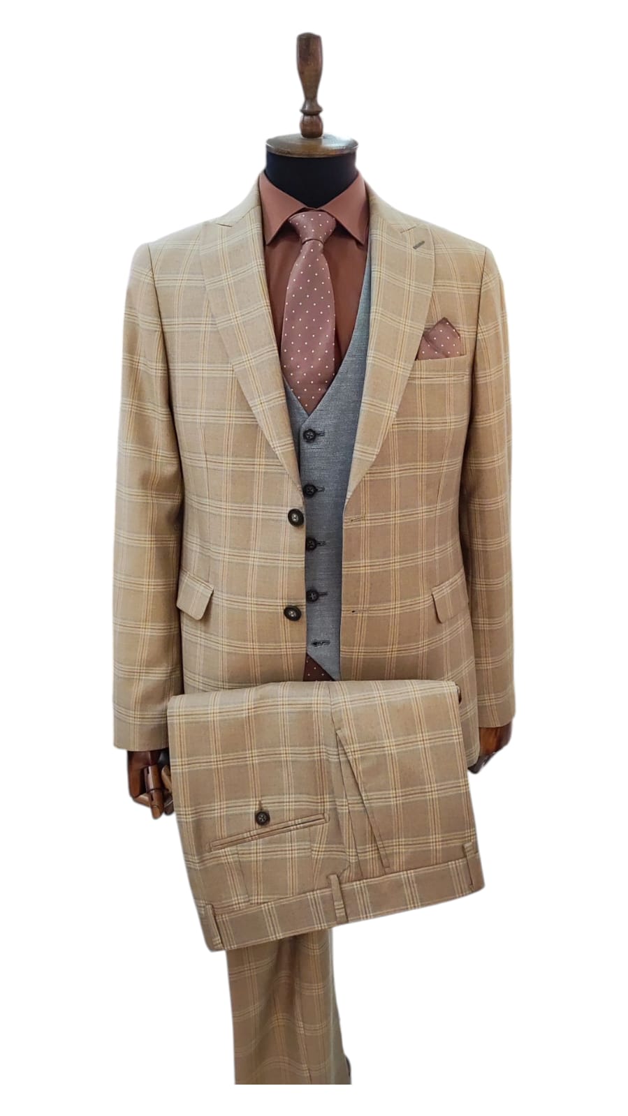 Costume Beige à Carreaux – 3 Pièces
